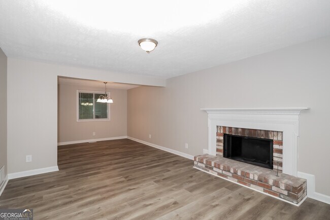 Foto del edificio - 5356 Olde St