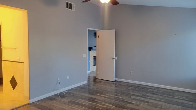 Foto del edificio - 32850 Sandalwood Ln