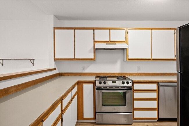 Foto del edificio - 6301 White Tail Dr