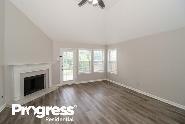 Foto del edificio - 8891 Hidden Springs Cove