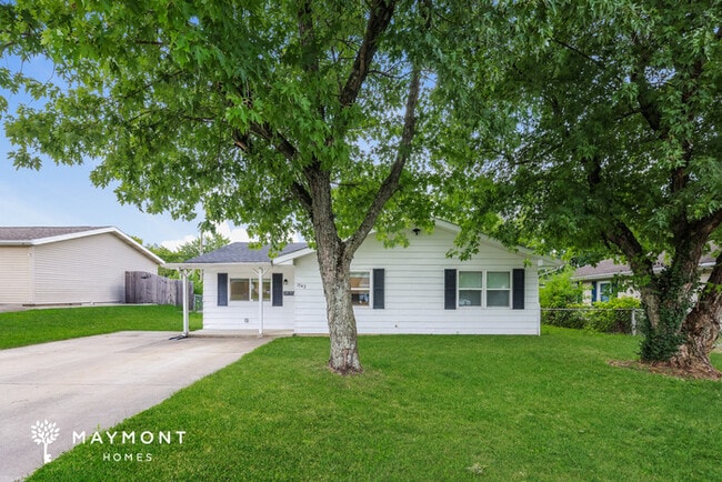 Building Photo - 1542 Beatrice Dr