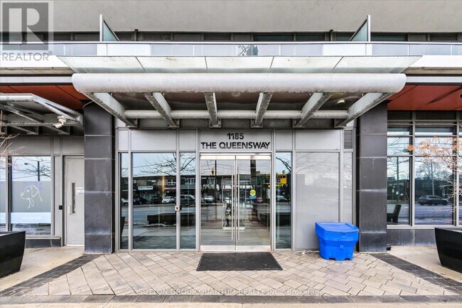 Building Photo - 1185 The Queensway