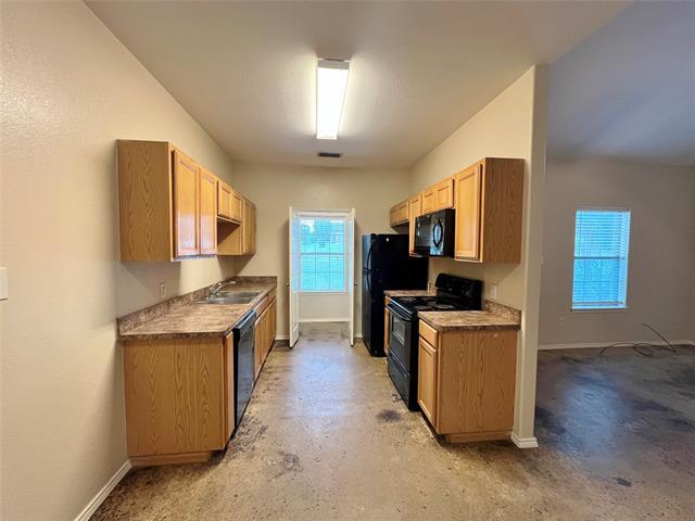 Foto del edificio - 100 Lindas Creek Ln