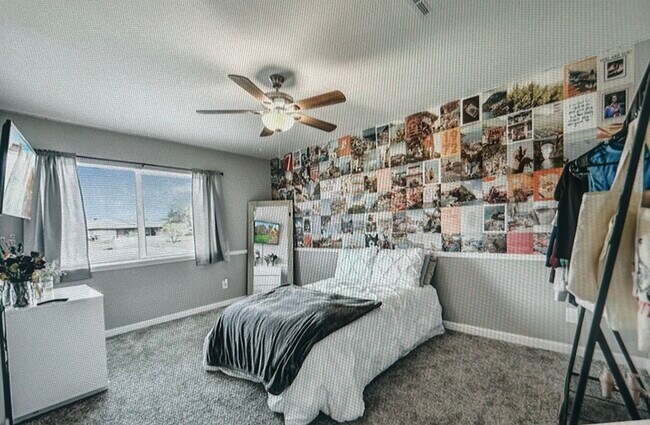 Foto del edificio - 8149 W Daley Ln