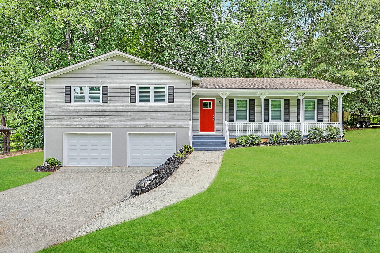 Primary Photo - 1093 Lullwood Ct Ne