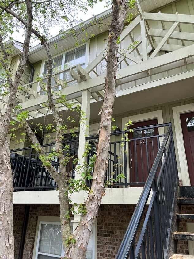 Foto principal - Lovely Condo in Gated Community at Brookwo...