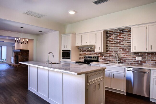 Foto del edificio - 3418 Bradford St