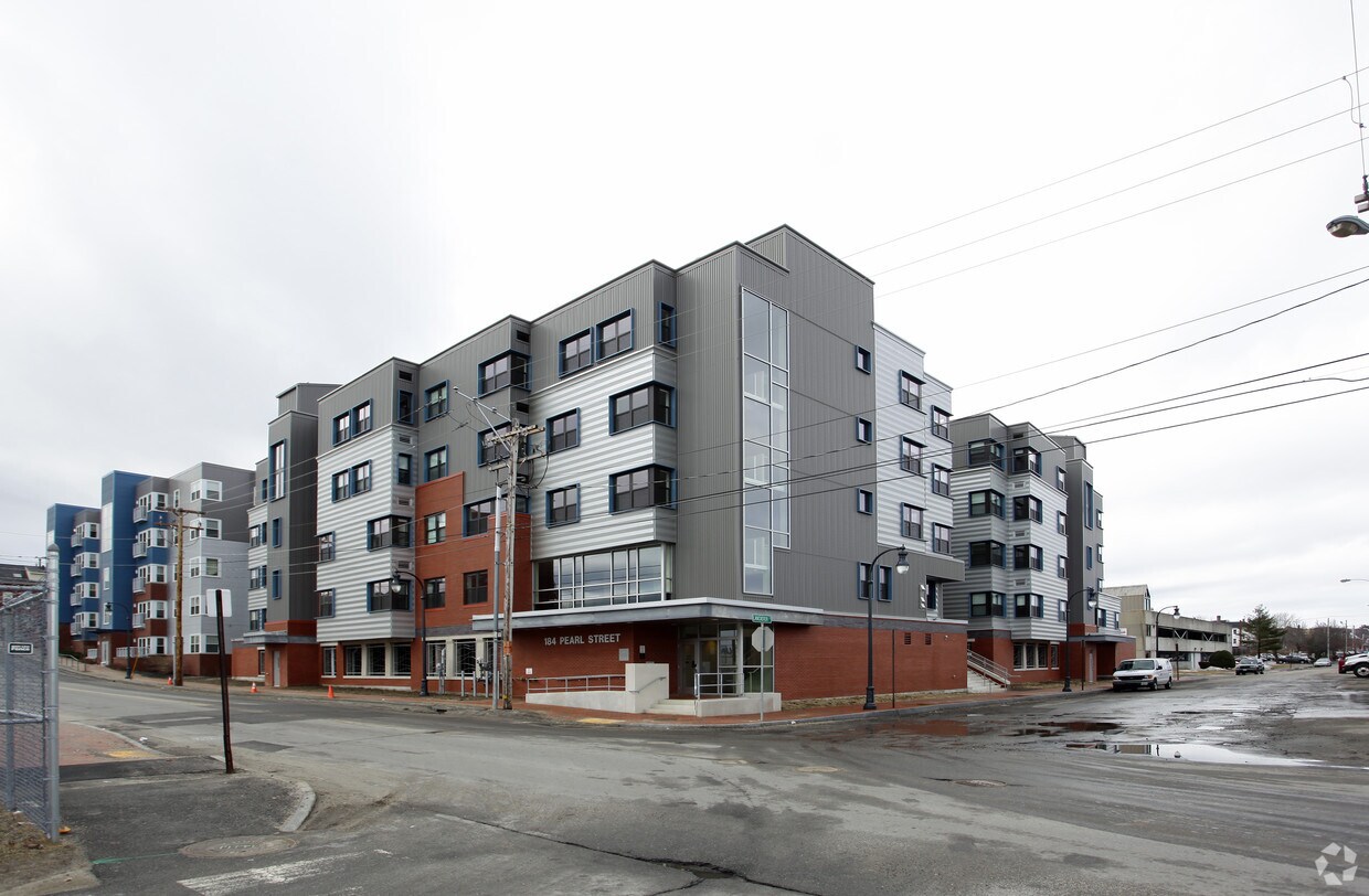 Primary Photo - Pearl Place II