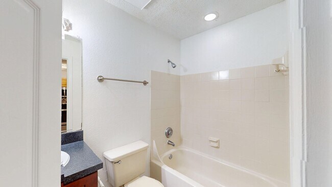 Interior Photo - Cambridge Woods