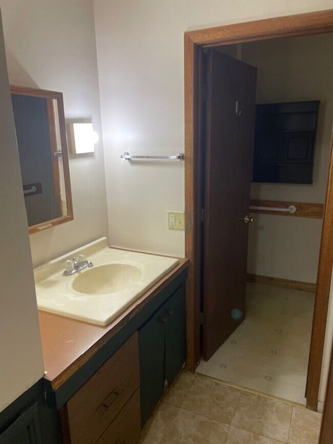 Foto del edificio - 916 S 6th St