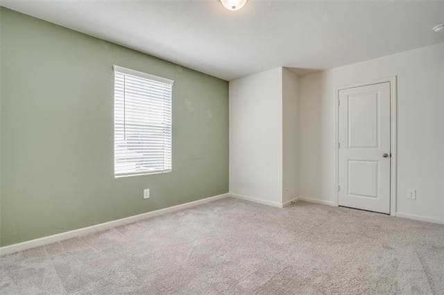 Foto del edificio - 731 Yorkshire Dr