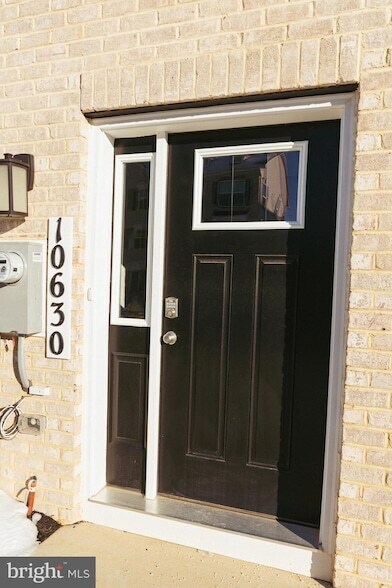 Foto del edificio - 10630 Meridian Hill Way