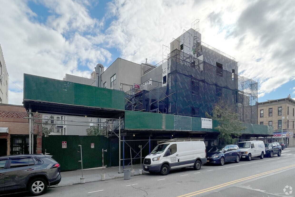 Building Photo - 3099 14th St