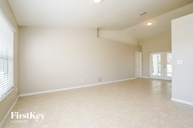 Foto del edificio - 1828 SW 3rd Pl