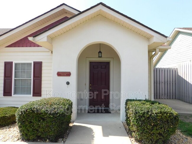 Foto del edificio - 24 Rose Garden Ln