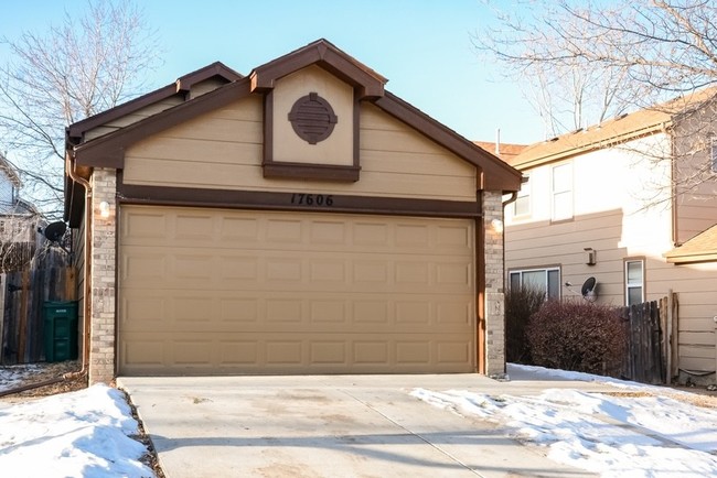 Building Photo - 17606 E Brown Cir