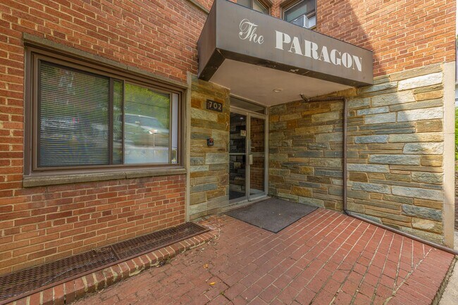 Foto del edificio - The Paragon