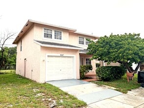 Building Photo - 647 Latona Ave