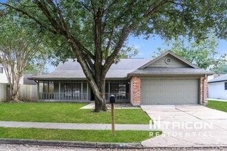 Building Photo - 2412 Colleen Dr