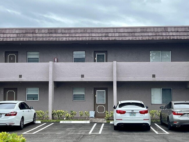 Building Photo - 2828 Casita Way
