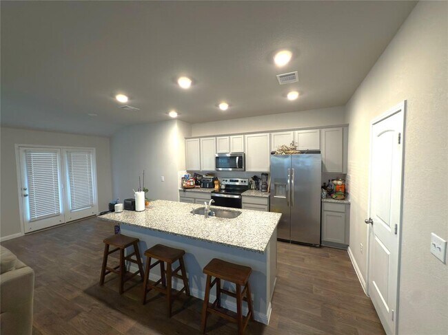 Foto del edificio - 452 Hunter Loop