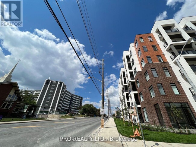 Building Photo - 165-165 Canon Jackson Dr