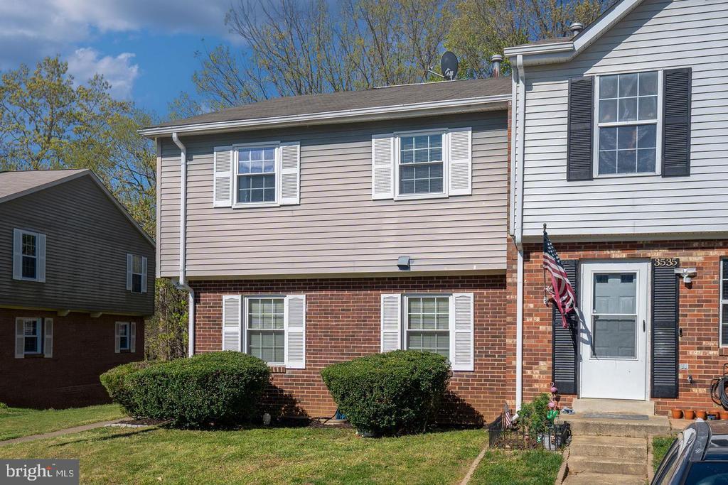 Primary Photo - 3537 Castle Hill Dr