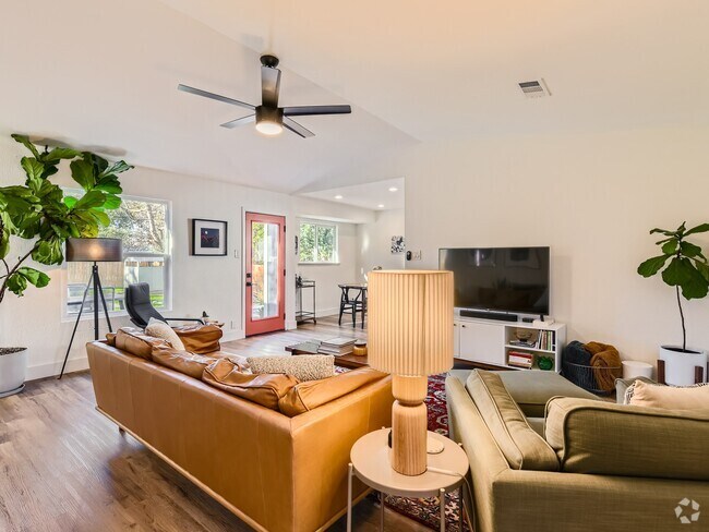 Building Photo - 3205 Kittyhawk Cv