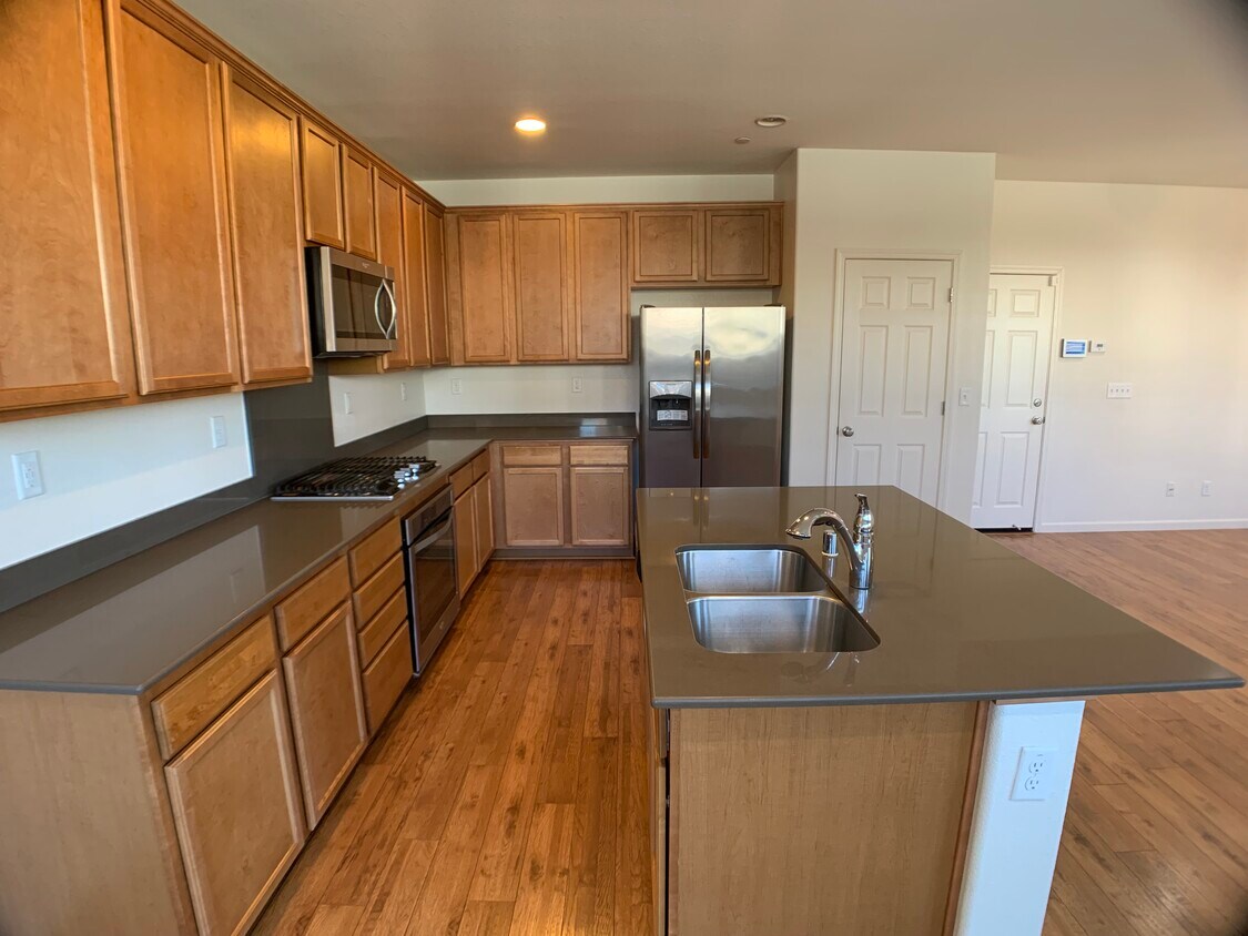 992 Flurry Dr, Livermore, CA 94550 House Rental in Livermore, CA