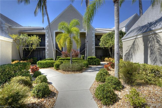 Foto del edificio - 16260 Kelly Cove Dr