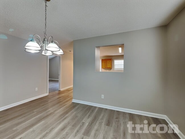 Building Photo - 4059 Angels Dr