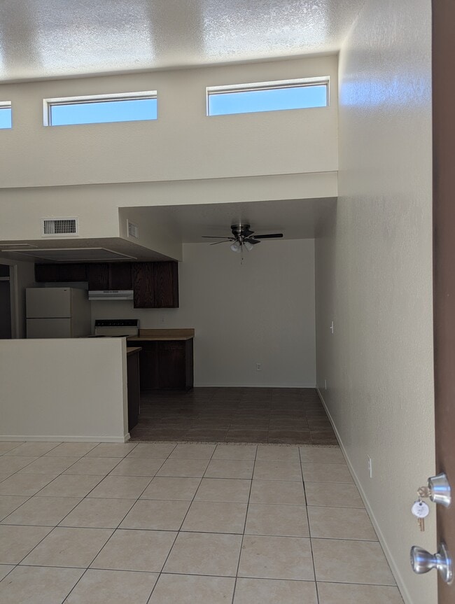 Building Photo - 1477 E 27th Ave