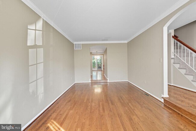 Foto del edificio - 7724 Bristol Square Ct