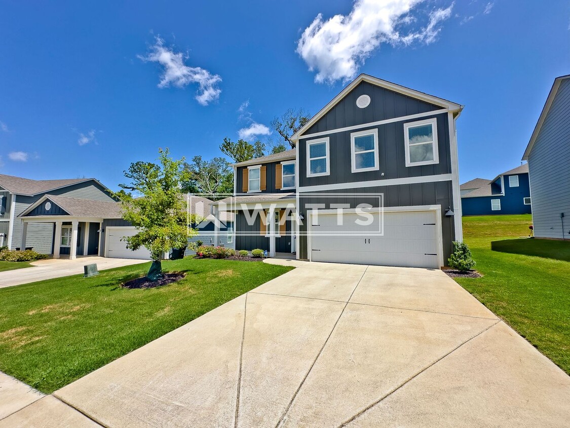 Building Photo - Like-New Living in Rosser Farms