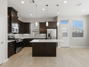 Building Photo - 28043 Rocky Heights Dr