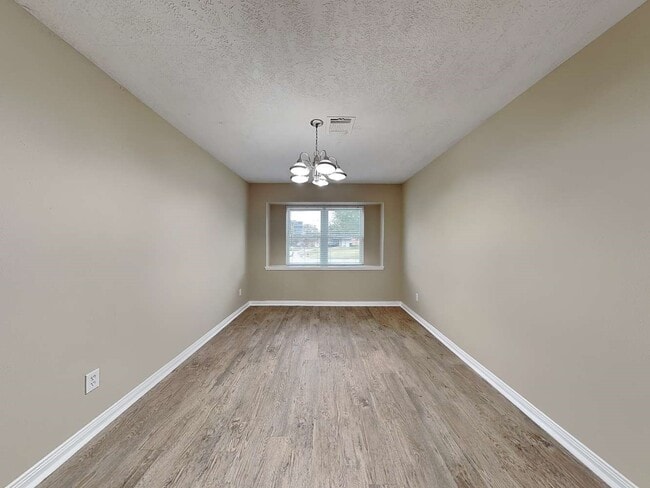 Building Photo - 801 Newport Blvd