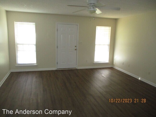 Foto del edificio - 3 br, 2 bath House - 3709 Countryside Dr.