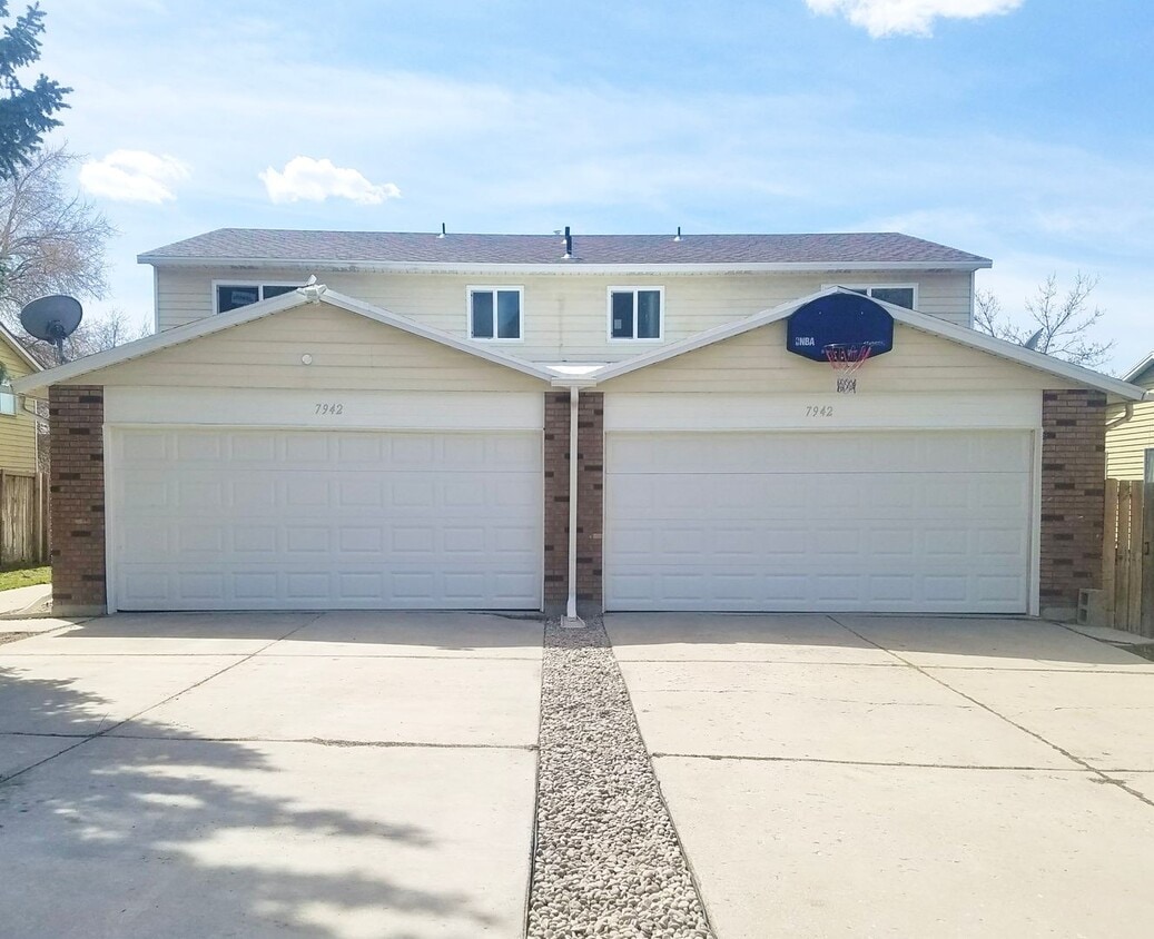 Primary Photo - 7942 Chadbourne Dr