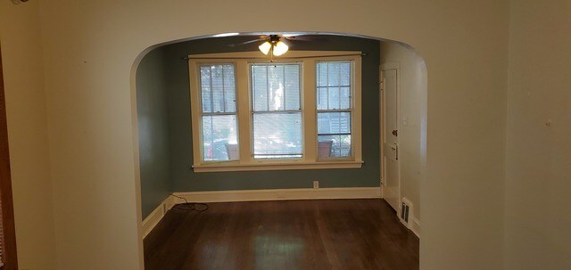 Foto del edificio - 4116 N Maplewood Ave