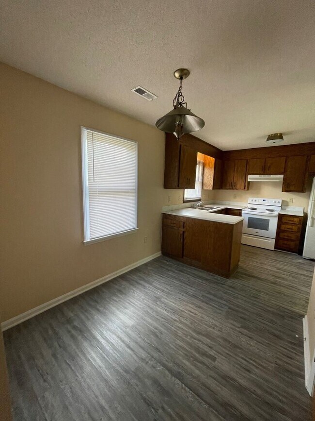 Foto del edificio - Come take a look at this gorgeous 2 Bedroo...