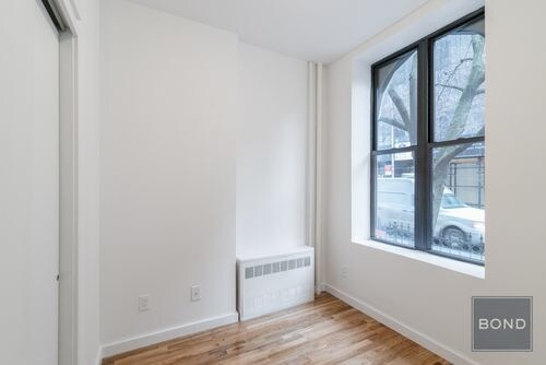 Primary Photo - 440 W 51st St