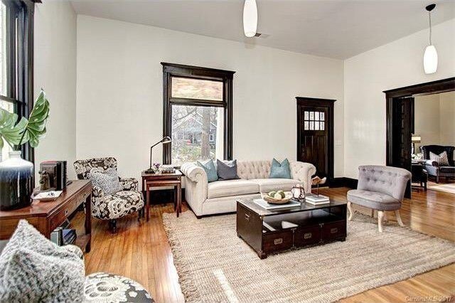 Foto del edificio - 1211 E 35th St