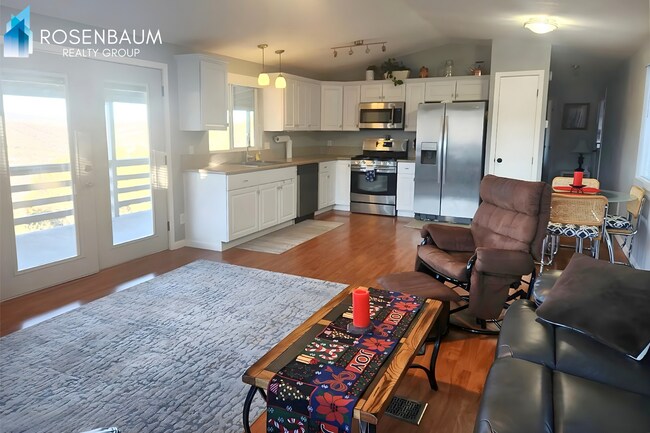 Foto del edificio - Stunning 2-bedrooms, 2-baths retreat in Prescott Canyon Estates (55+ Community)!