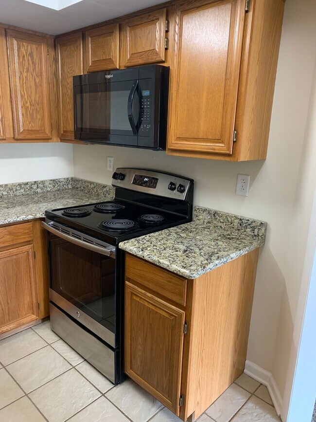 Foto del edificio - 2 bedroom, 2.5 bath townhome in Pike Creek