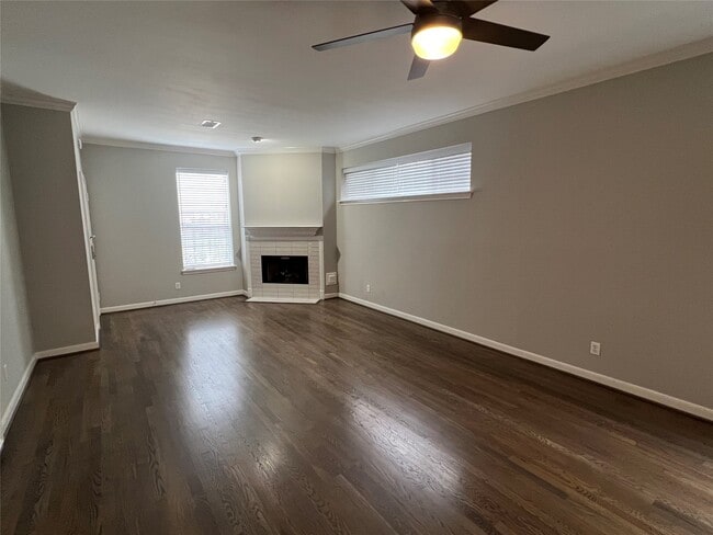 Building Photo - 1516 Park St