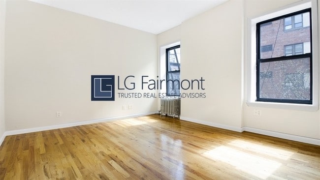 Building Photo - 401 W 52nd St