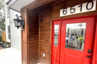 Building Photo - 6510 Goforth St