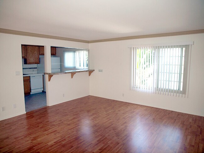 Building Photo - 8170 Redlands St