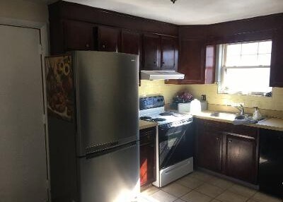 Kitchen - 9 Jackson St