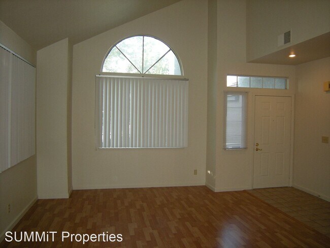 Building Photo - 4 br, 2.5 bath House - 869 Derry Circle